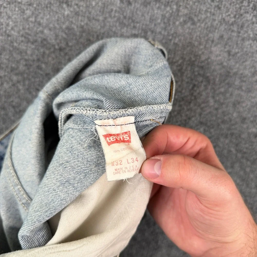 Vintage Levis 501 Jeans Mens 32x32 Blue Denim Distressed Repaired Made in USA